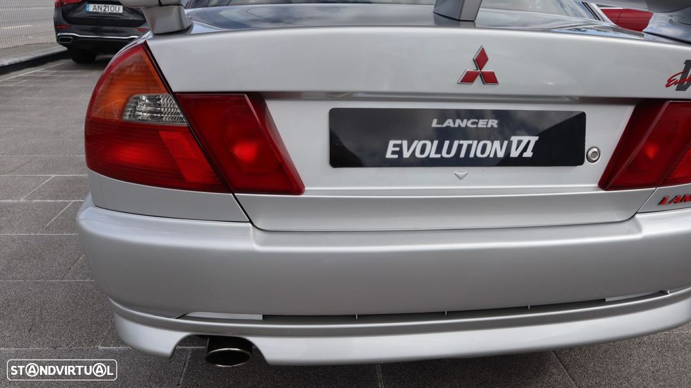 Mitsubishi Lancer Evolution VI - 11
