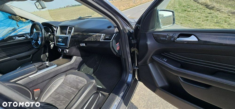 Mercedes-Benz ML - 38