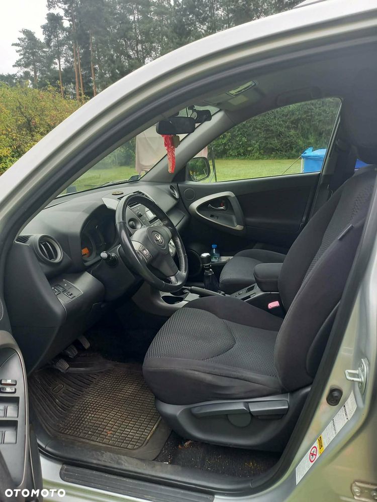 Toyota RAV4 2.2 D-4D 4x4 - 3