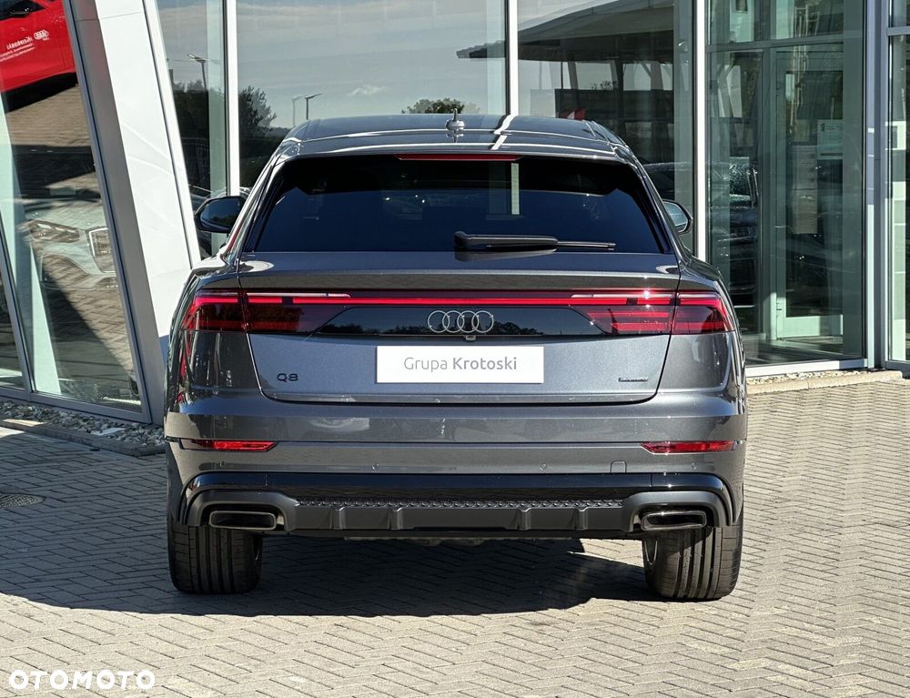Audi Q8 - 7