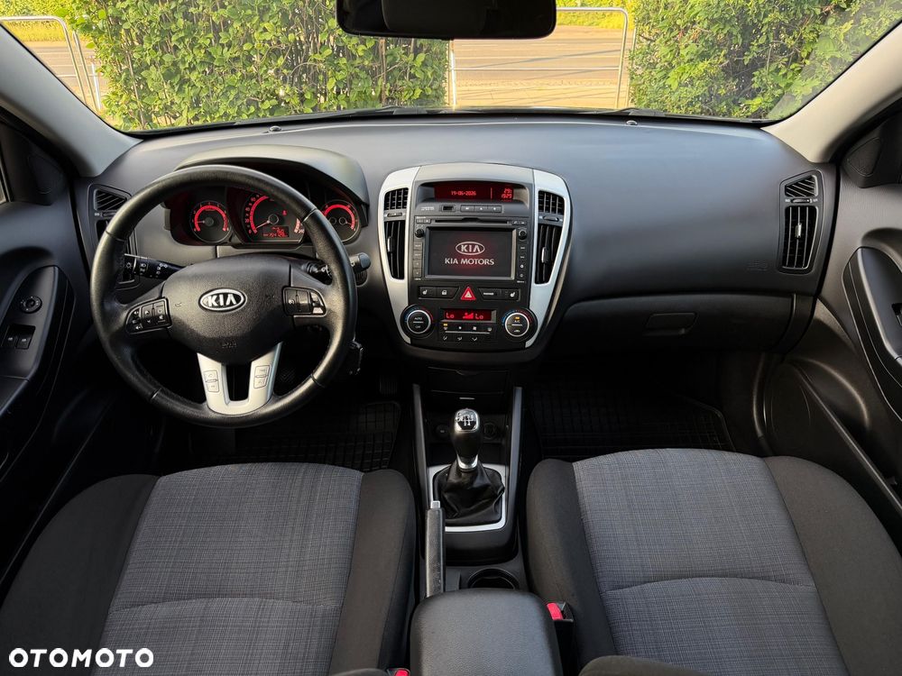 Kia ProCeed 1.4 CVVT Dream-Team Edition - 5
