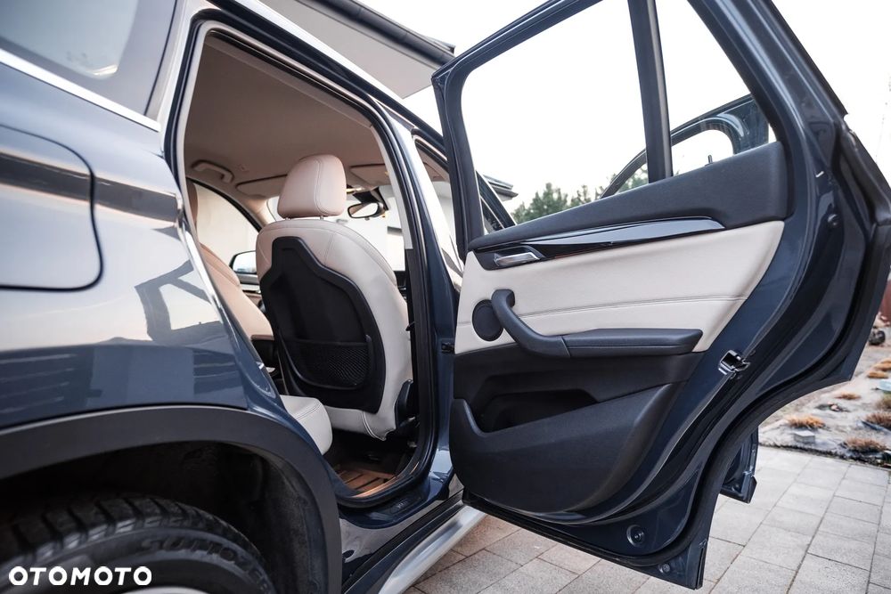 BMW X1 - 9
