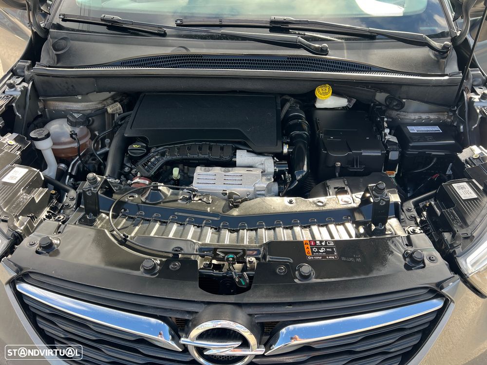 Opel Crossland X 1.2 T Innovation J17 - 13