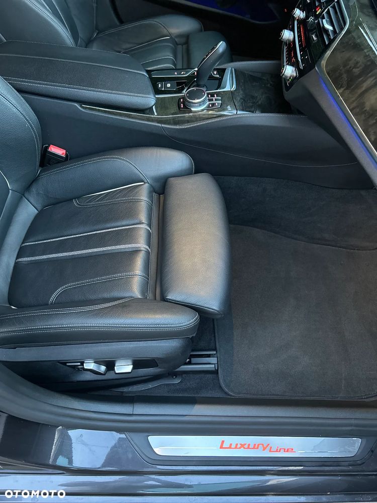 BMW Seria 5 - 21