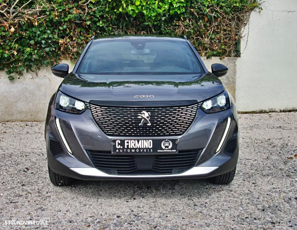 Peugeot 2008 1.2 PureTech Allure - 4
