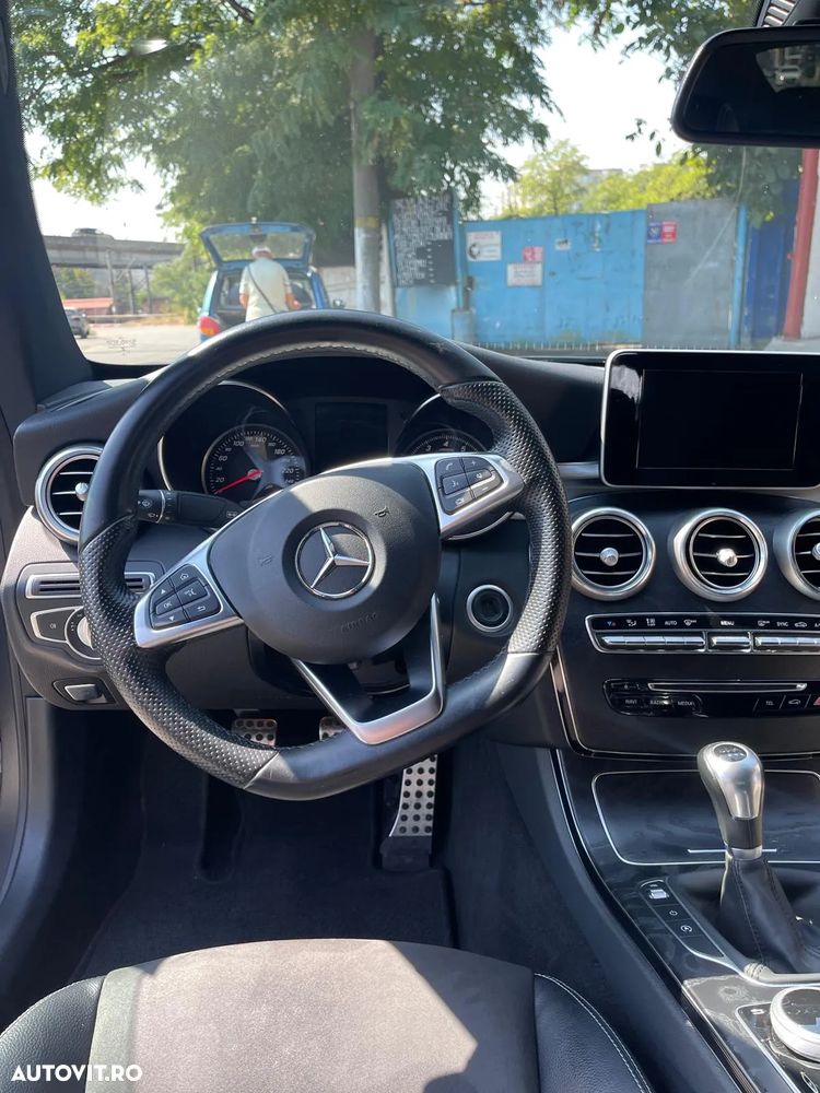 Mercedes-Benz C 200 Coupe - 7