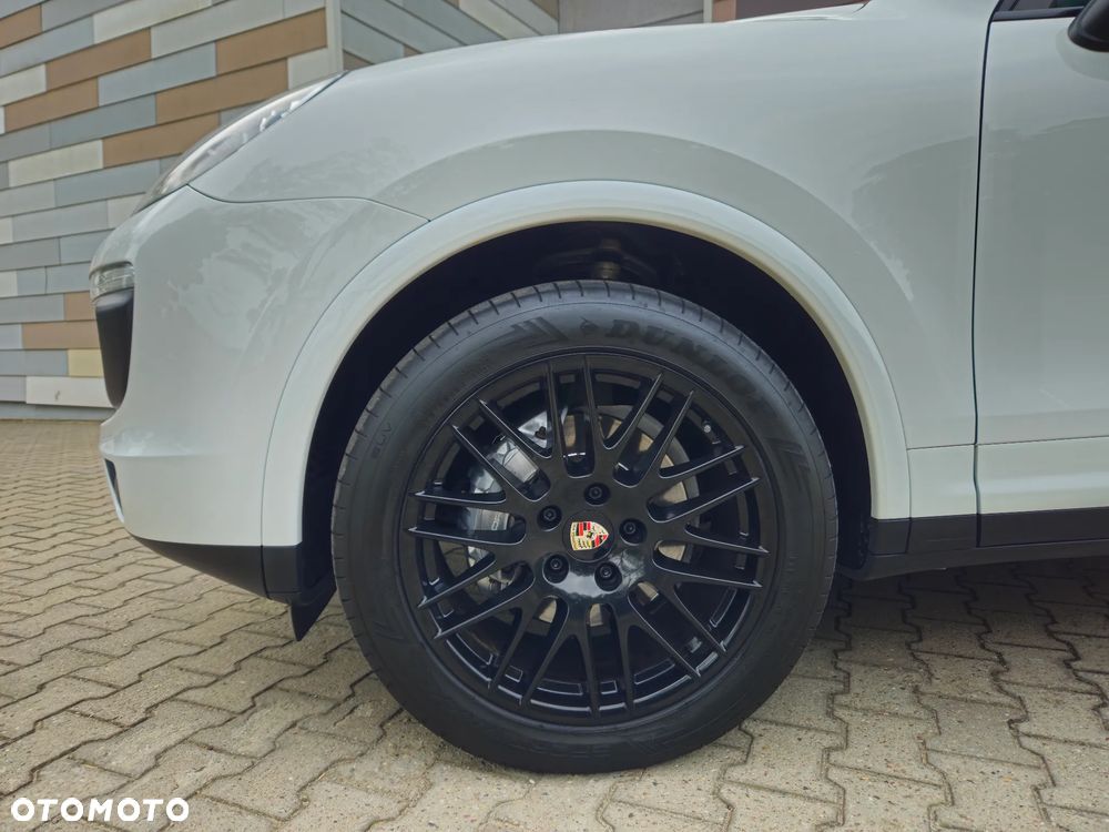 Porsche Cayenne Tiptronic S - 11
