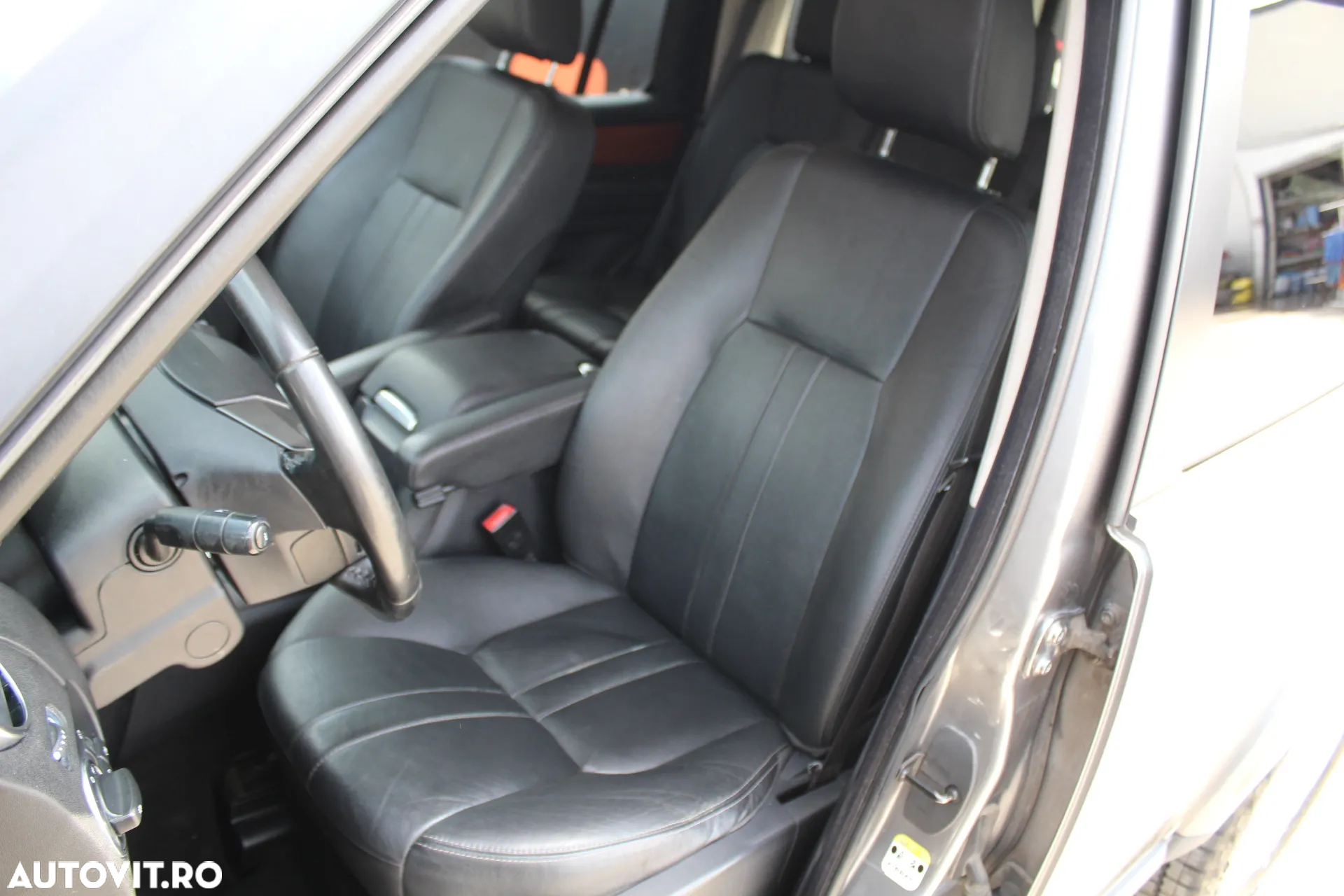 Land Rover Discovery 4 3.0 TDV6 S Aut - 16