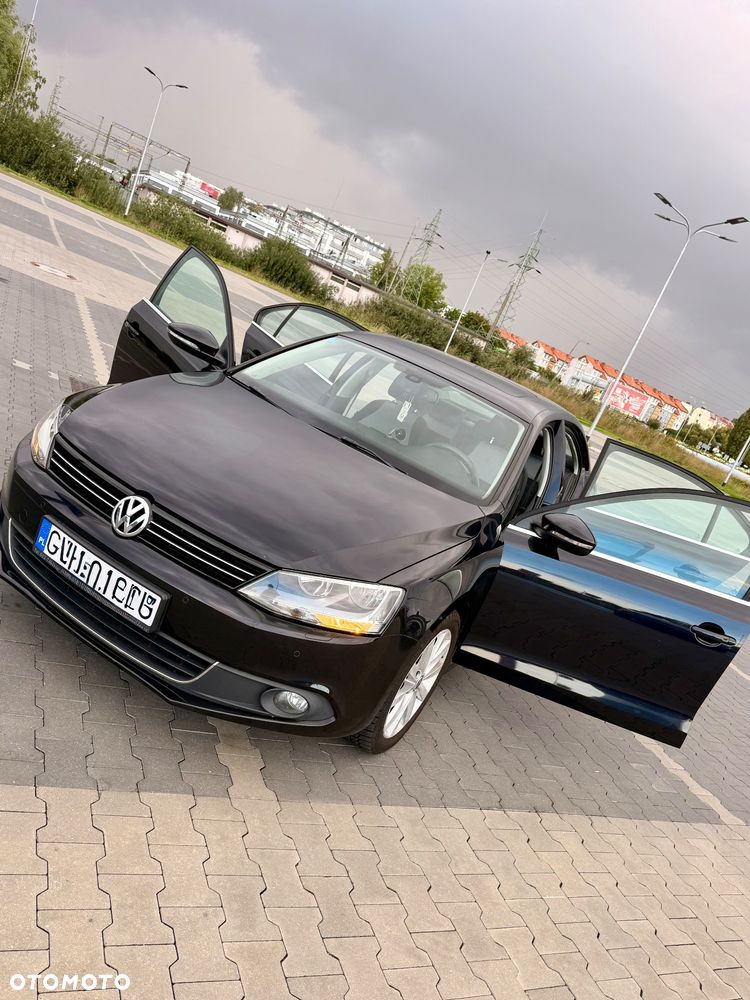 Volkswagen Jetta 1.4 TSI Highline - 13