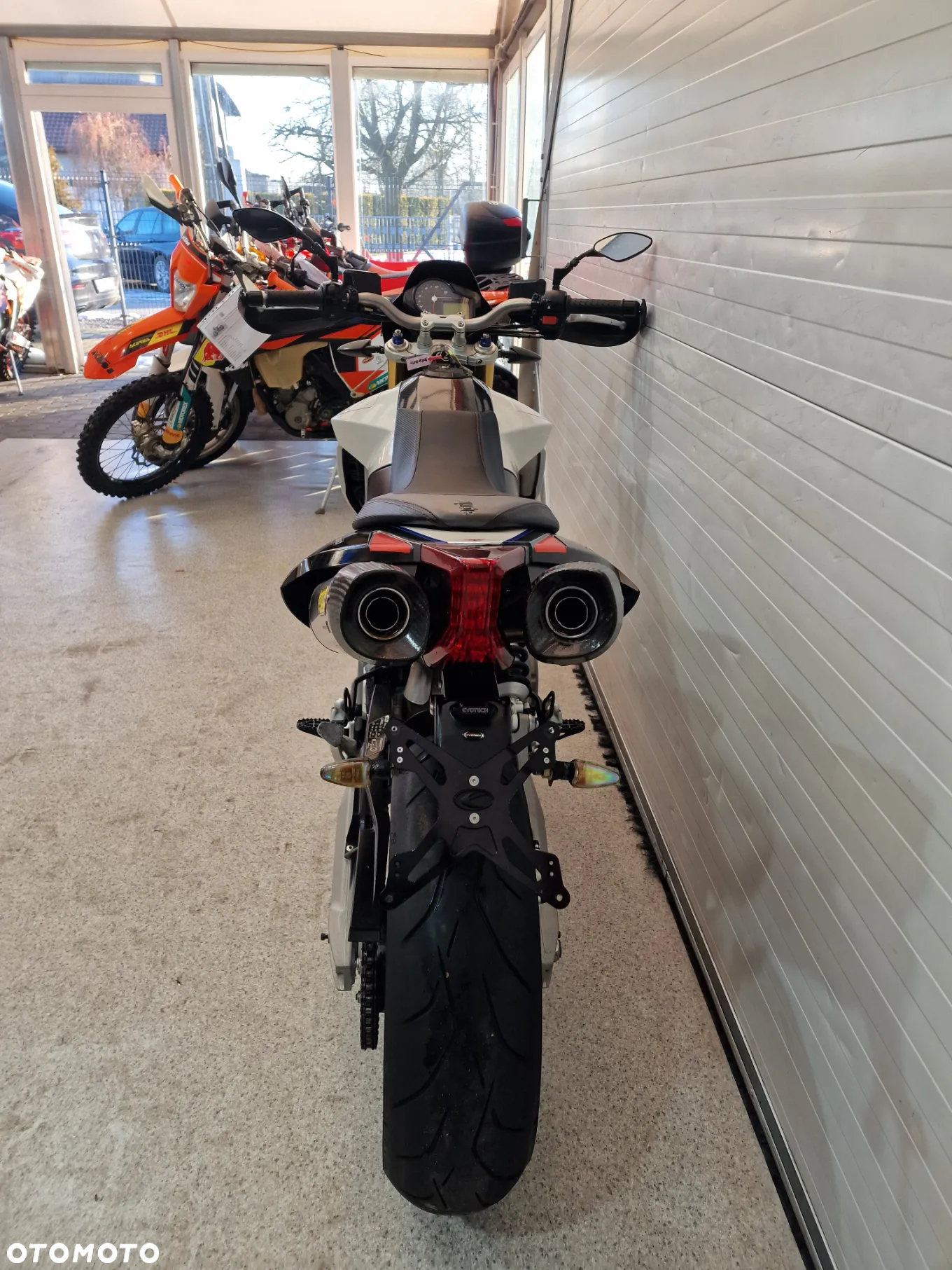 Aprilia Dorsoduro - 7