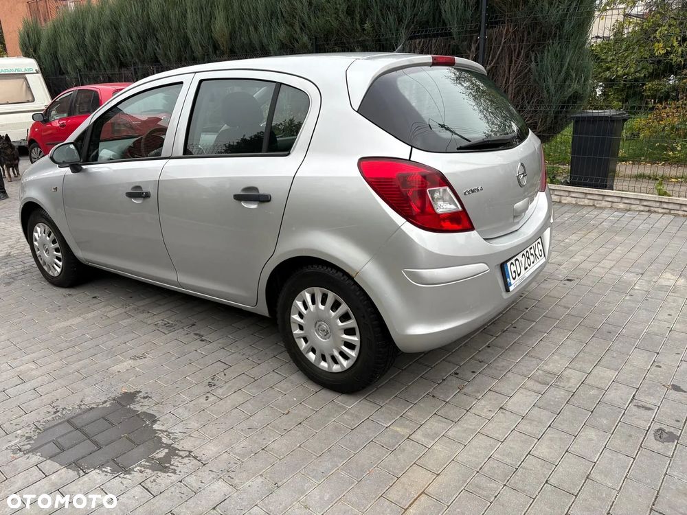 Opel Corsa - 3