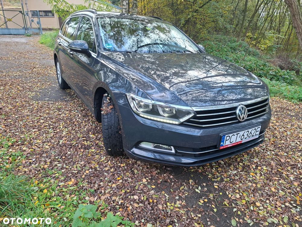 Volkswagen Passat 2018 photo 2
