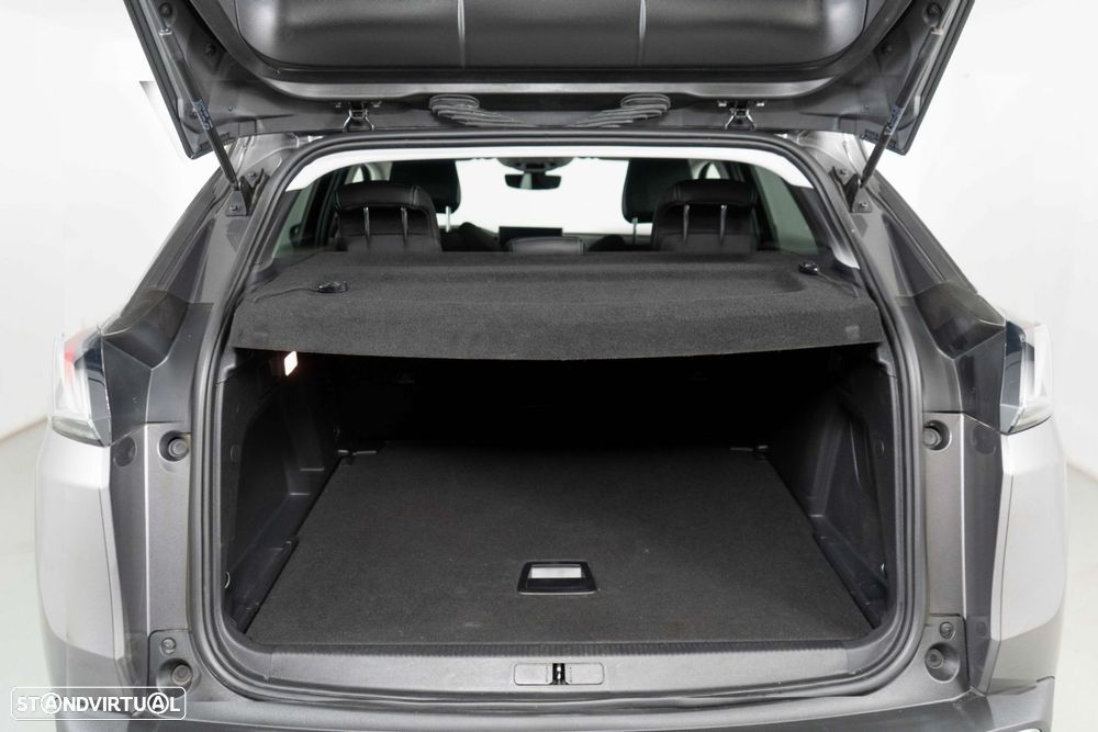 Peugeot 3008 1.6 Hybrid Allure e-EAT8 - 11