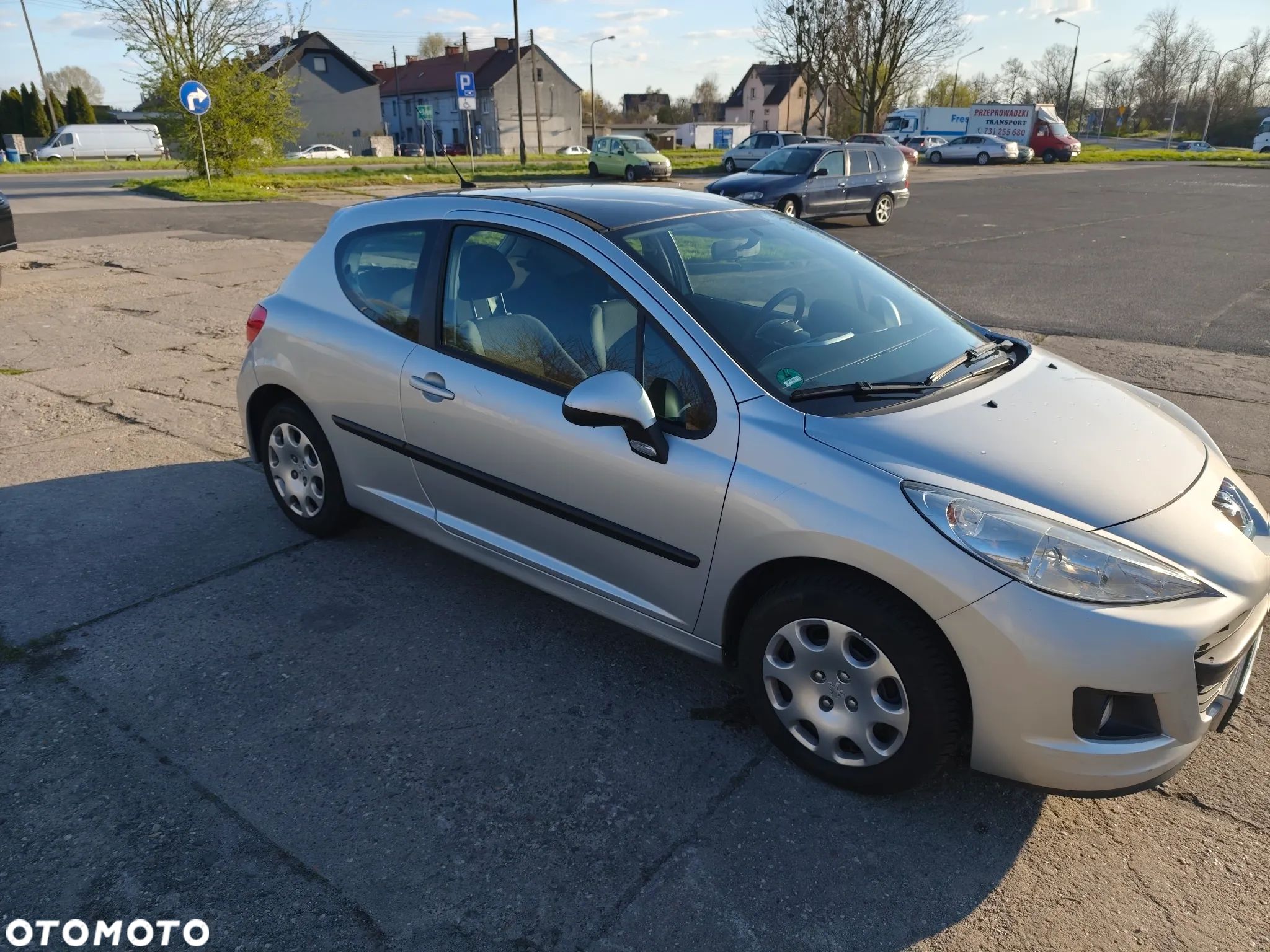 Peugeot 207 90 HDi FAP (Blue Lion) Tendance - 1