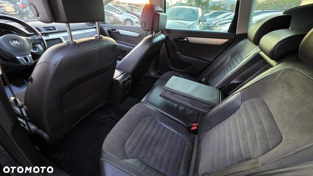 Volkswagen Passat - 23