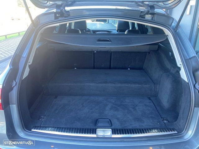 Mercedes-Benz E 300 de 9G-TRONIC AMG Line - 41