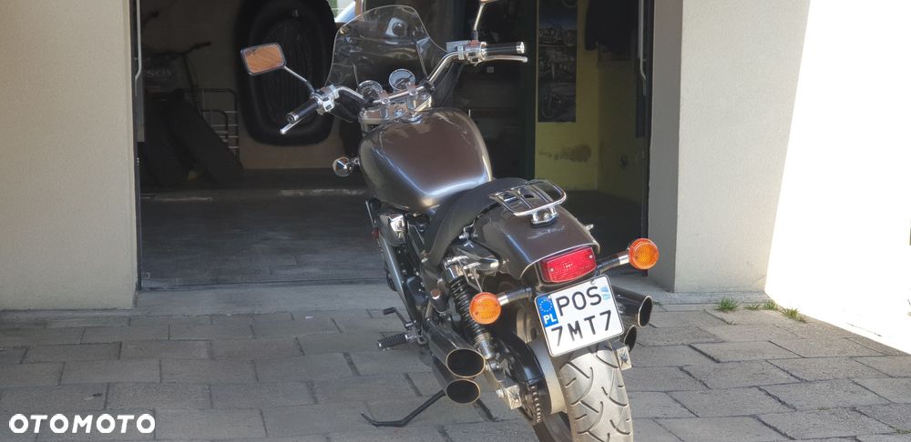 Honda VF - 3