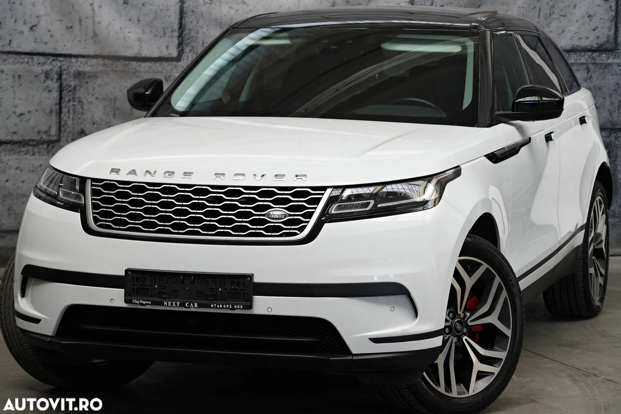Land Rover Range Rover Velar 2.0 R-Dynamic HSE - 2
