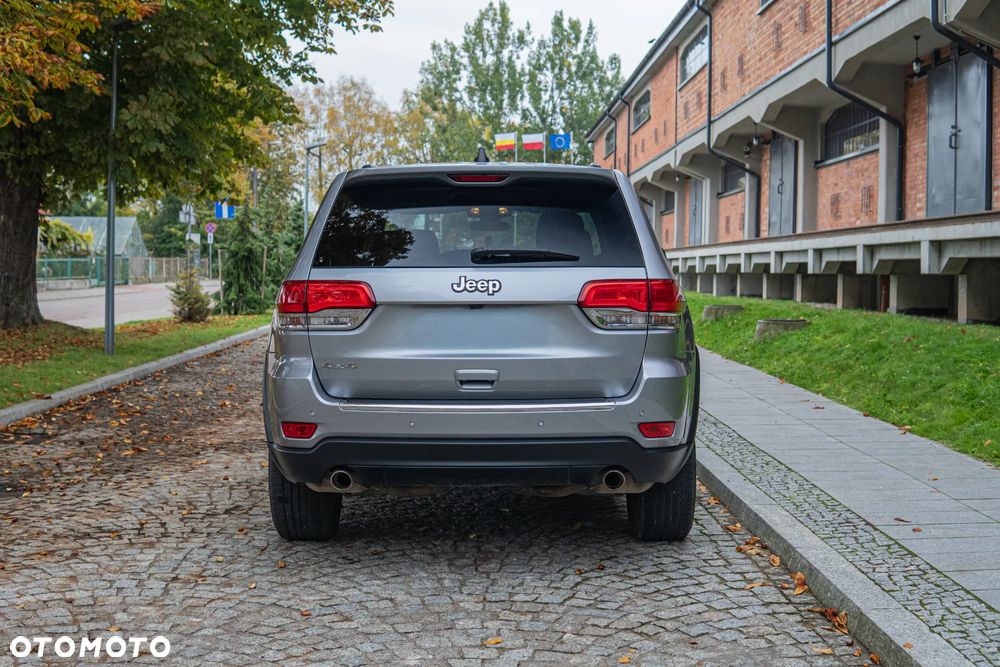 Jeep Grand Cherokee - 4