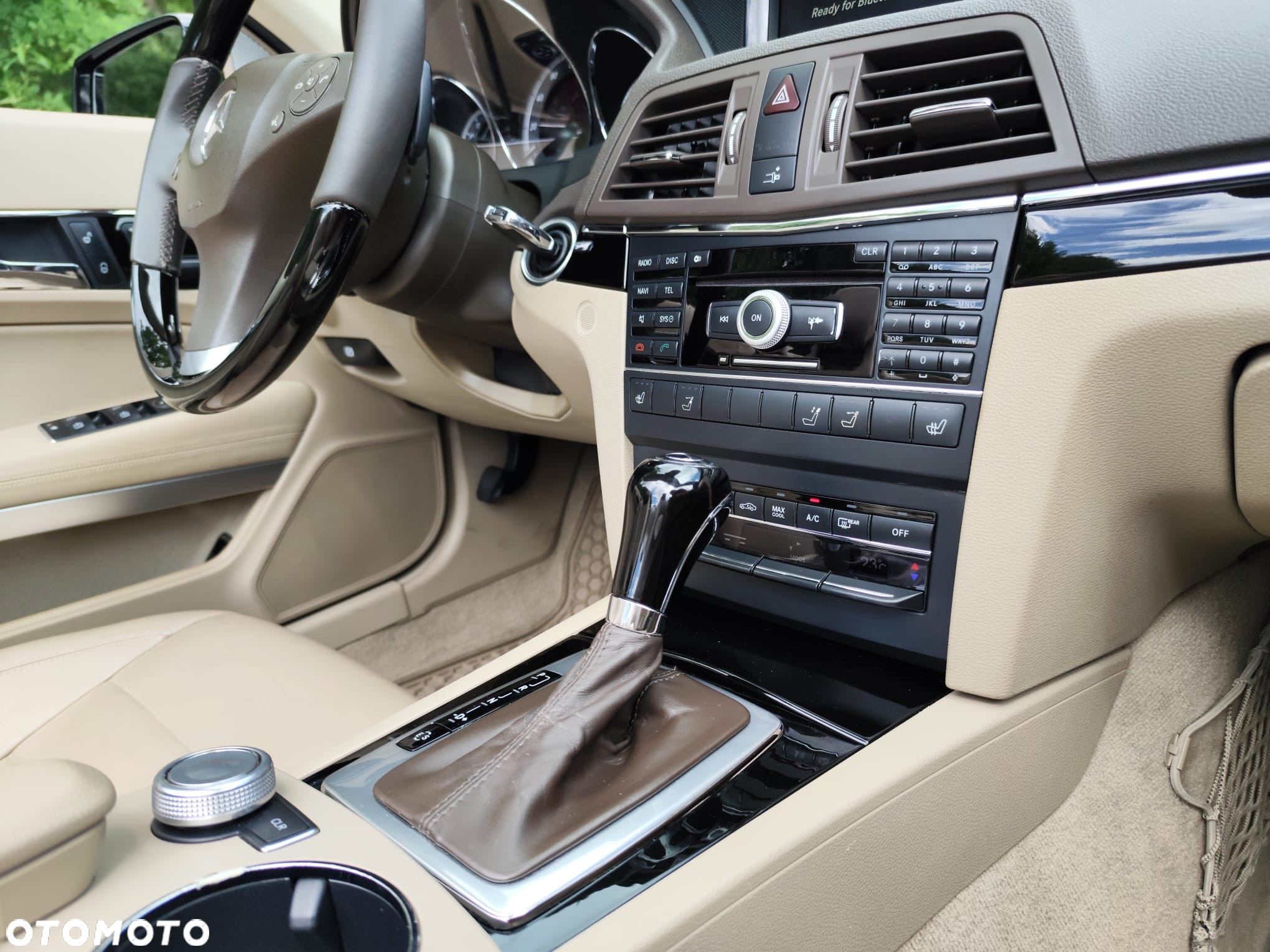 Mercedes-Benz Klasa E 350 CGI Coupe BlueEFFICIENCY 7G-TRONIC Avantgarde - 23