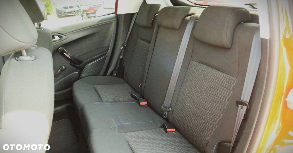 Peugeot 208 1.2 PureTech Style - 14