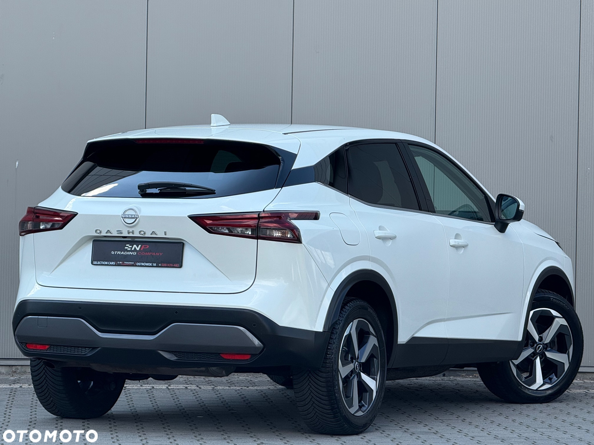 Nissan Qashqai 1.3 DIG-T MHEV N-Connecta - 37