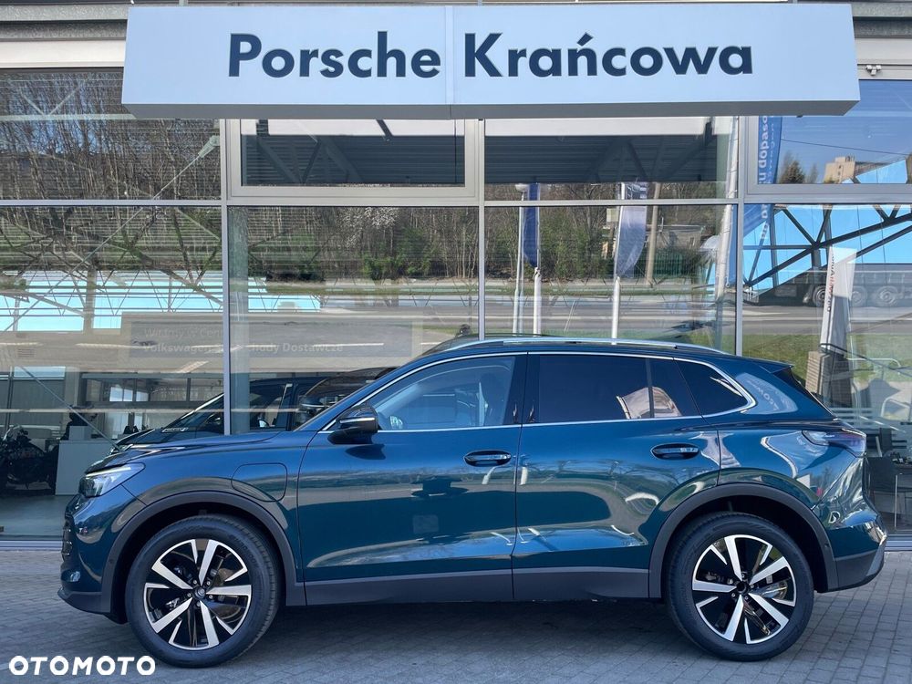 Volkswagen Tiguan - 5