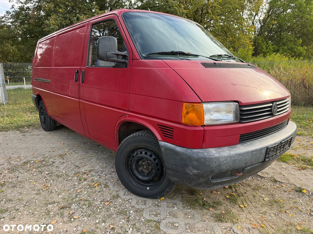 Volkswagen Transporter - 1