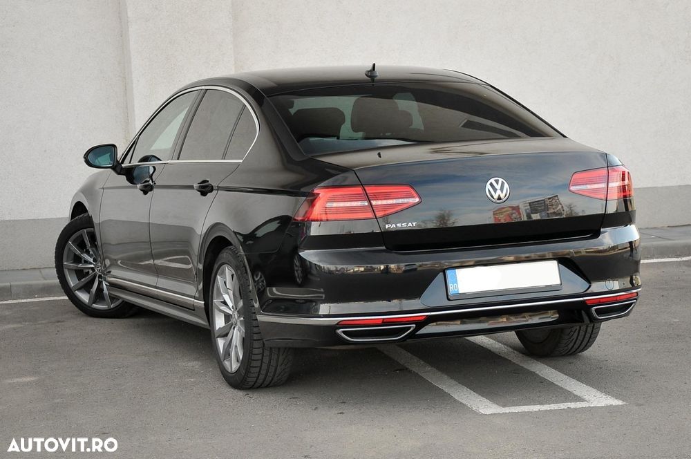 Volkswagen Passat Variant 2.0 TDI DSG R Executive - 3