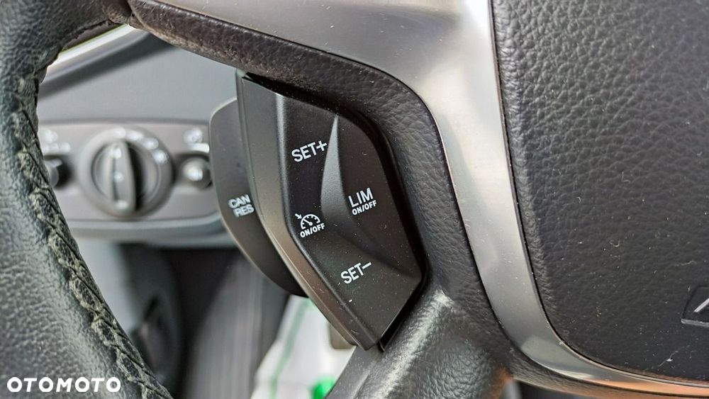 Ford C-MAX - 32