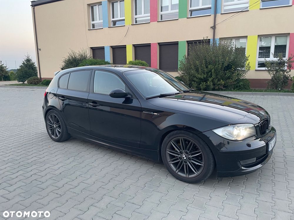 BMW Seria 1 120d DPF Edition Sport - 4