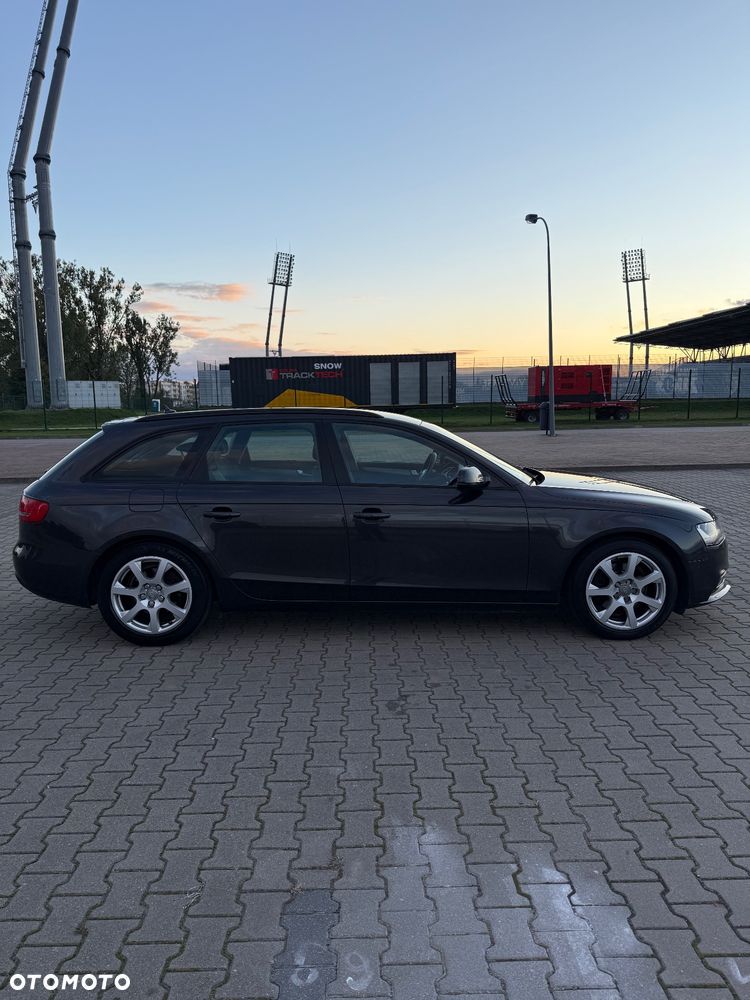 Audi A4 - 8