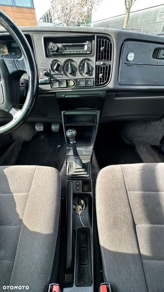 Saab 900 900i 20-16 - 25