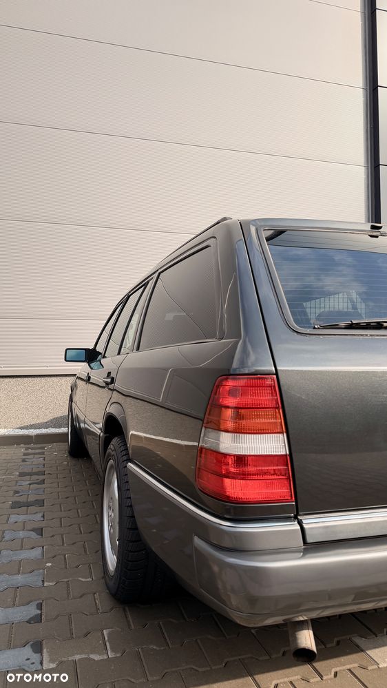 Mercedes-Benz W124 (1984-1993) - 15