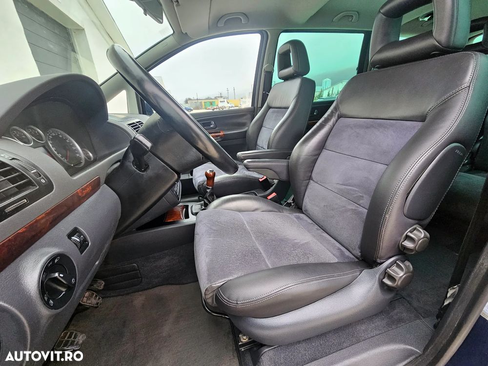 Volkswagen Sharan 2.0 TDI DPF Exclusive Edition - 12