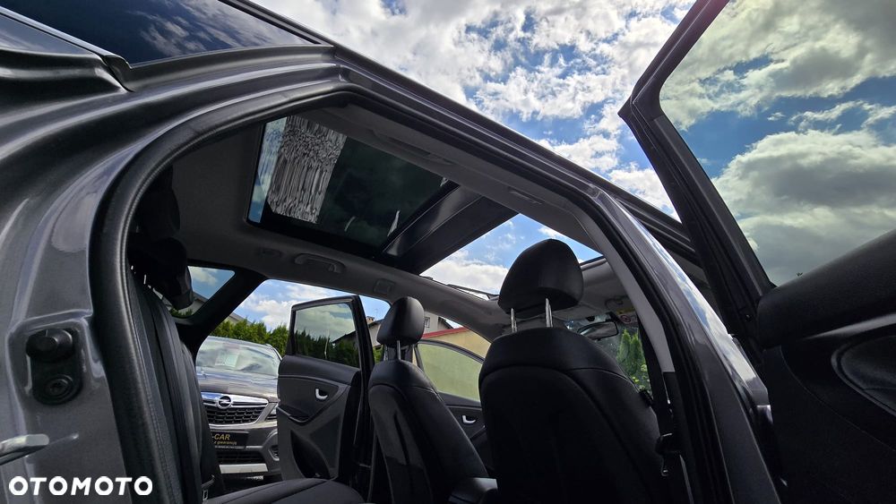 Hyundai i30 blue 1.6 GDI YES Gold - 17