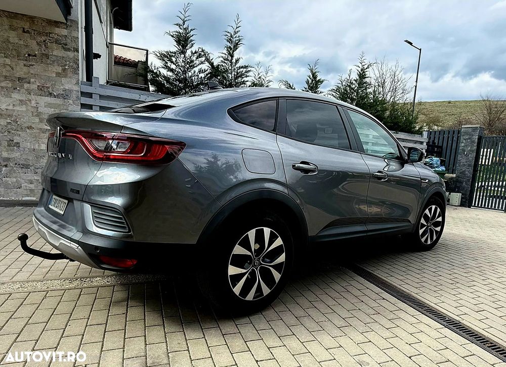 Renault Arkana E-TECH 145 Techno - 4