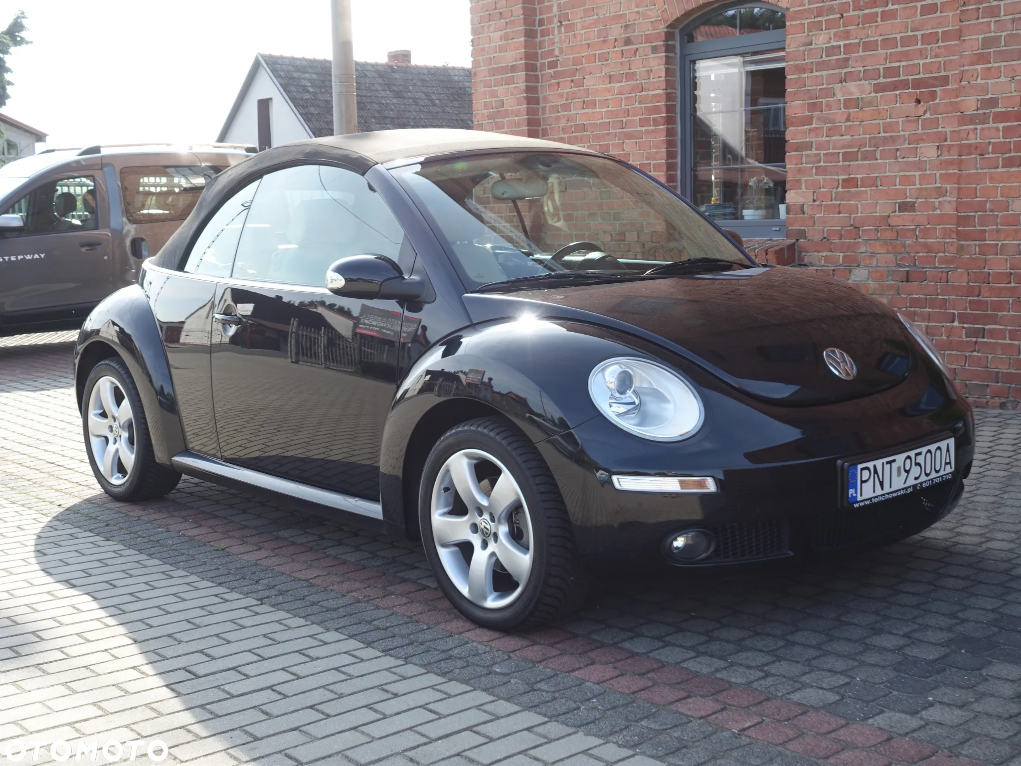 Volkswagen New Beetle Cabriolet 1.8 - 10