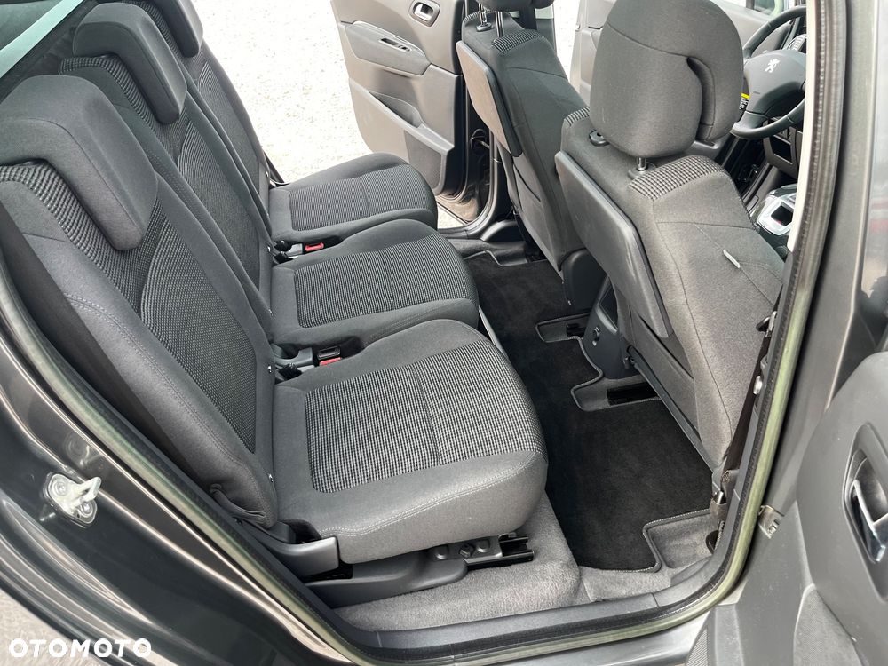 Peugeot 5008 2.0 HDi Allure - 32
