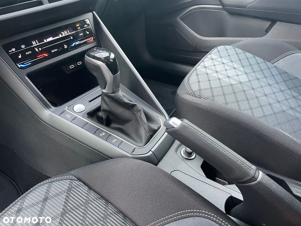 Volkswagen Taigo 1.5 TSI ACT R-Line Plus DSG - 23