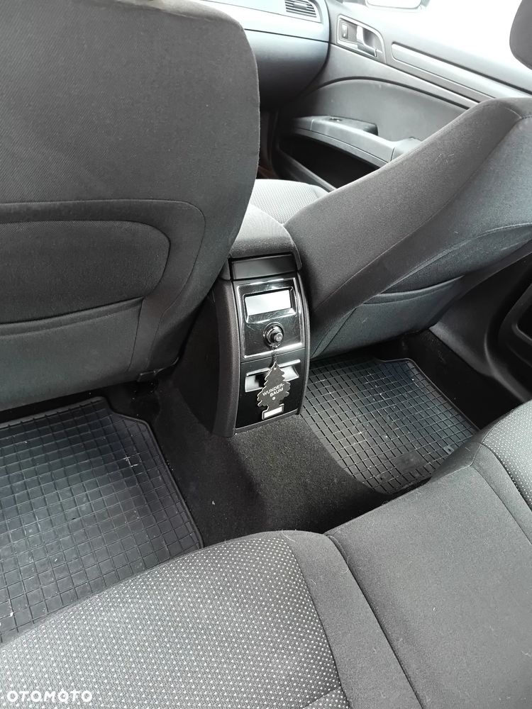 Skoda Superb 2.0 TDI 4x4 Comfort DSG - 6