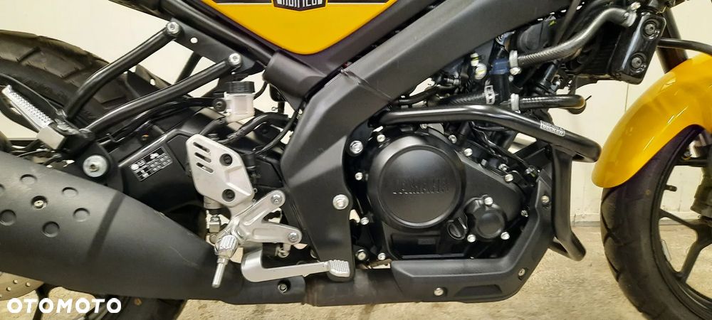 Yamaha XSR - 3