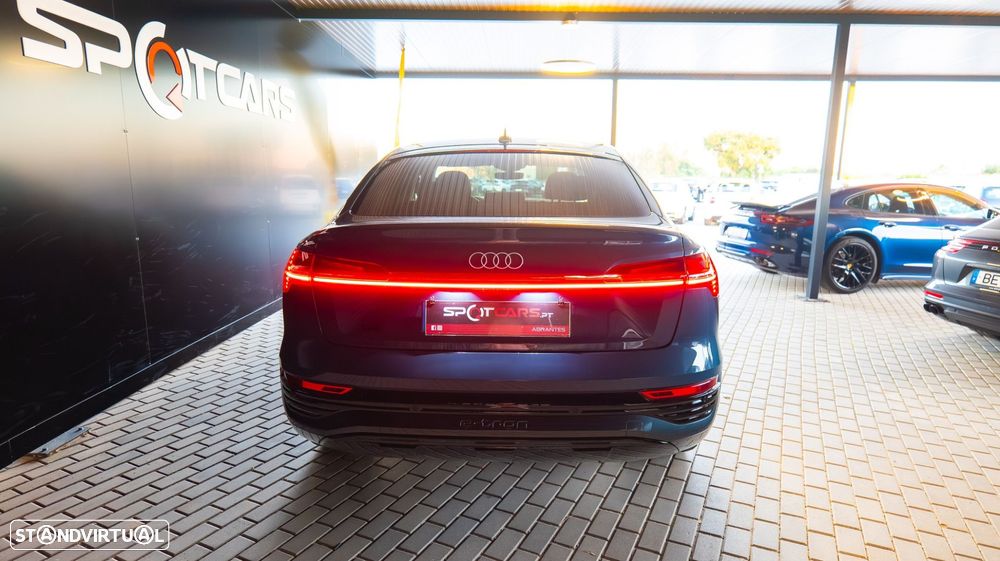 Audi Q8 e-Tron Sportback 55 quattro Advanced - 8