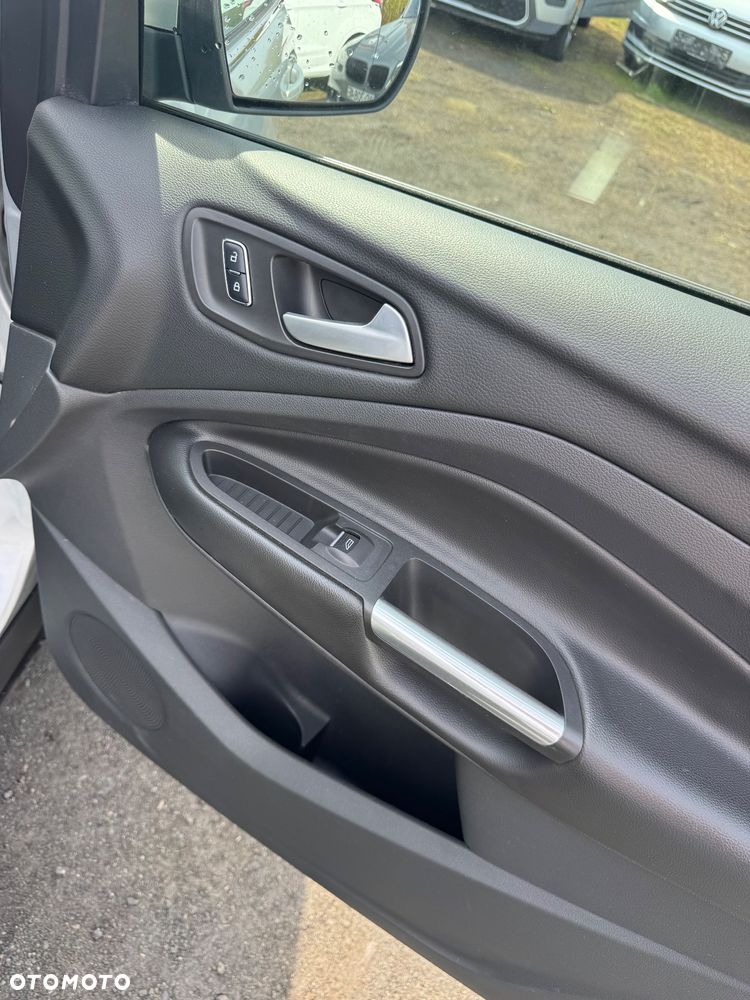 Ford Kuga 2.0 TDCi Trend - 19