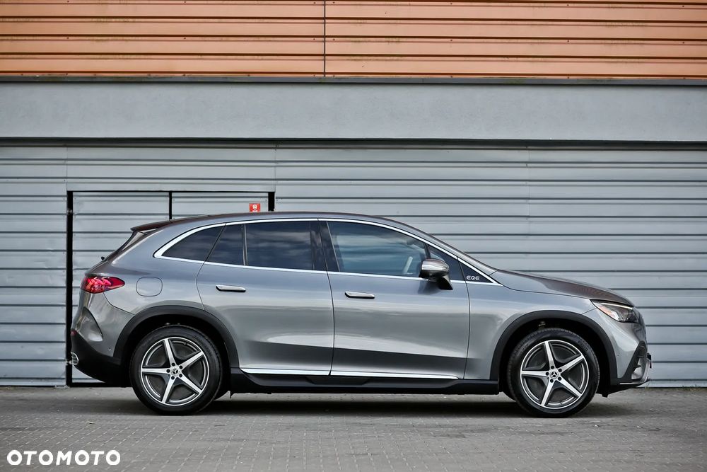 Mercedes-Benz EQE 350+ AMG Line Premium - 23