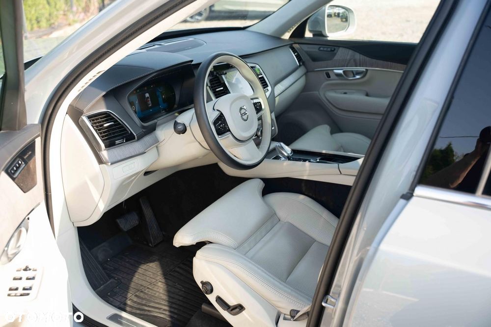 Volvo XC 90 - 18