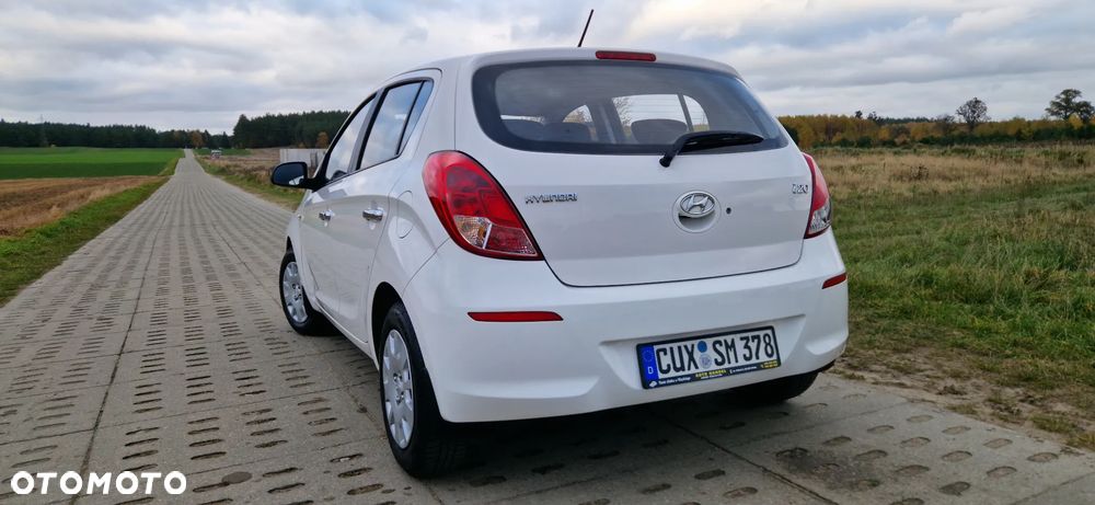 Hyundai i20 - 21