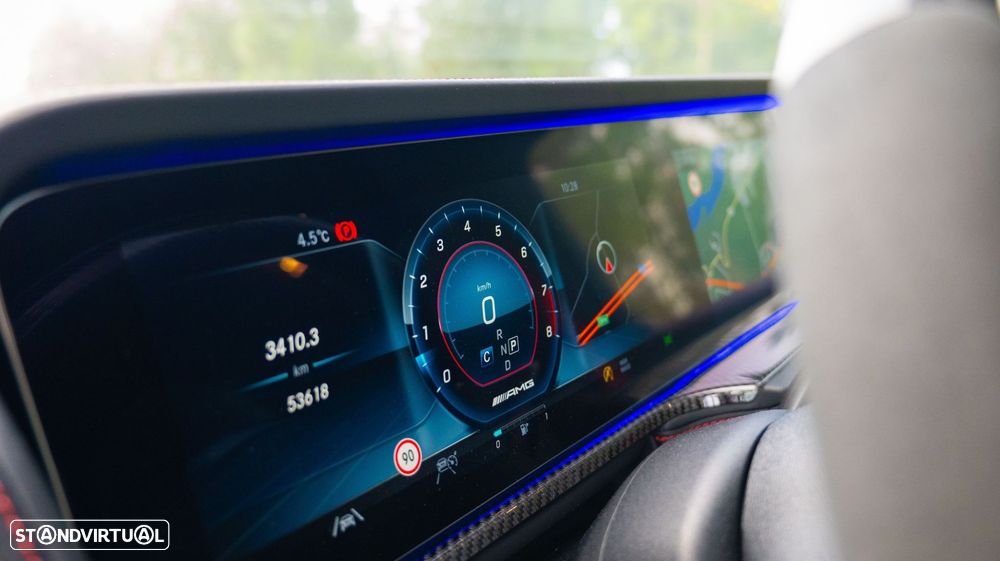 Mercedes-Benz G 63 AMG Speedshift 9G-TRONIC - 35