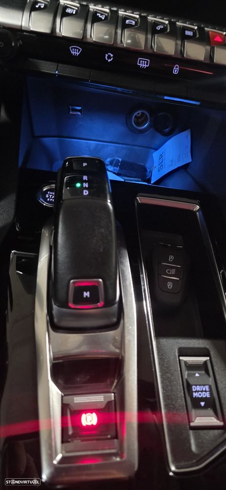Peugeot 5008 PureTech 130 EAT6 Allure - 13