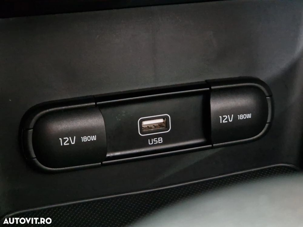 Kia Sportage 1.6 DSL MHEV 7DCT HP 4x2 Business Line - 13